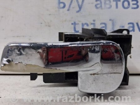 ФОТО Ручка двери внутренняя правая для Nissan Navara D40 Киев