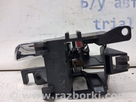 ФОТО Ручка двери внутренняя левая для Nissan Navara D40 Киев