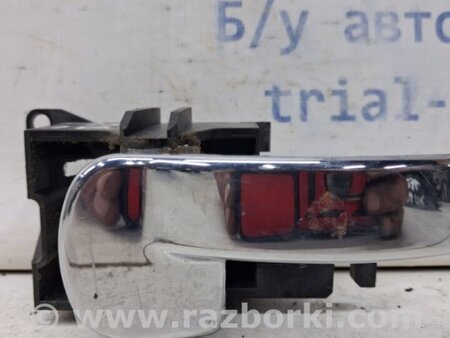 ФОТО Ручка двери внутренняя левая для Nissan Navara D40 Киев