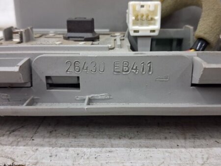 ФОТО Плафон передний для Nissan Navara D40 Киев