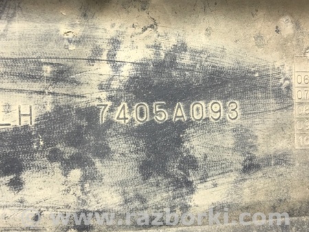 ФОТО Накладка порога внешняя левая для Mitsubishi Pajero Wagon 4 Киев