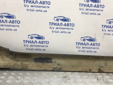 ФОТО Накладка порога внешняя правая для Mitsubishi Pajero Wagon 4 Киев