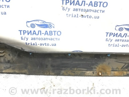 ФОТО Накладка порога внешняя правая для Mitsubishi Pajero Wagon 4 Киев