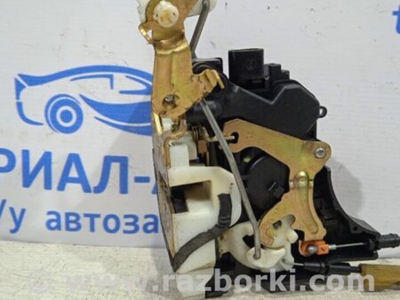 ФОТО Замок двери передний правый для Mitsubishi Outlander XL Київ