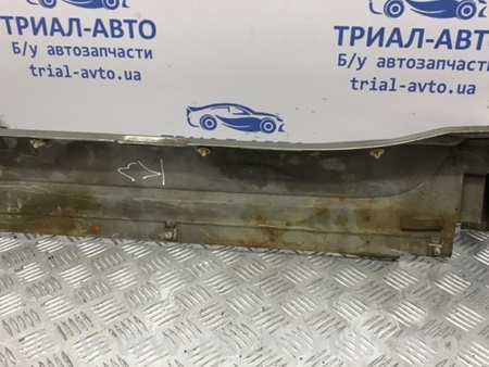 ФОТО Накладка порога внешняя правая для Mitsubishi Pajero Wagon 3 Киев