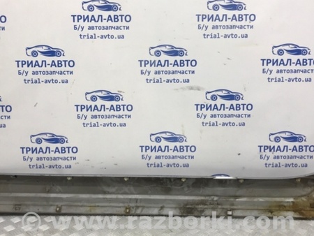 ФОТО Накладка порога внешняя правая для Mitsubishi Pajero Wagon 3 Киев