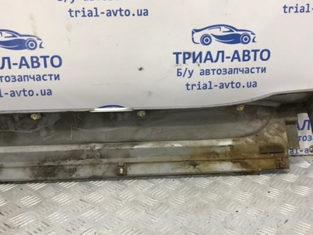 ФОТО Накладка порога внешняя правая для Mitsubishi Pajero Wagon 3 Киев