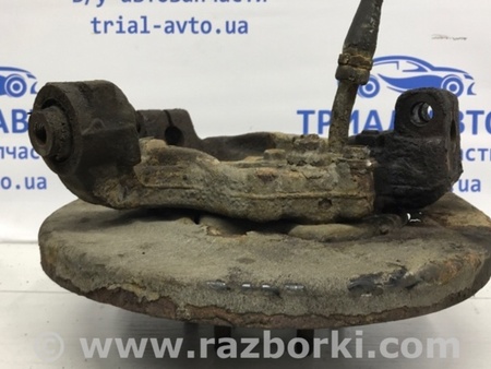 ФОТО Цапфа задняя правая со ступицей для Nissan Pathfinder R51 Киев