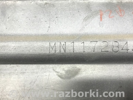 ФОТО Накладка двери для Mitsubishi Pajero Wagon 3 Киев