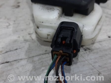 ФОТО Замок двери передний правый для Mitsubishi Pajero Wagon 3 Киев