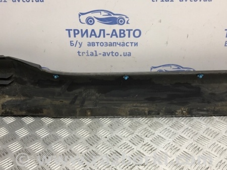 ФОТО Накладка порога внешняя правая для Mitsubishi Pajero Wagon 4 Киев