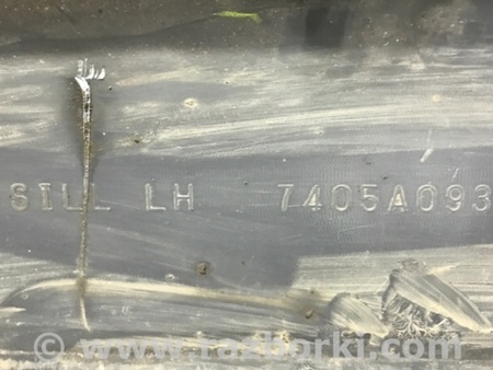 ФОТО Накладка порога внешняя левая для Mitsubishi Pajero Wagon 4 Киев