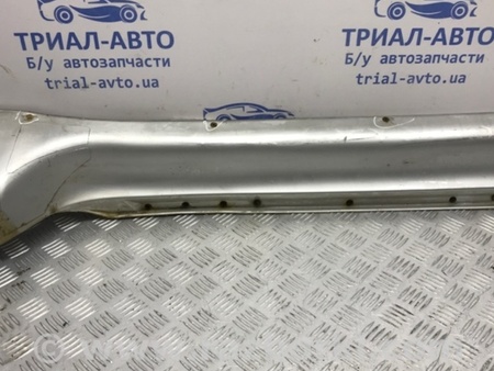 ФОТО Накладка порога внешняя правая для Mitsubishi Pajero Wagon 3 Киев