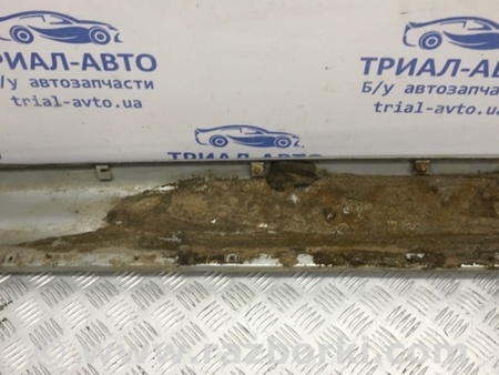 ФОТО Накладка порога внешняя правая для Mitsubishi Pajero Wagon 3 Киев