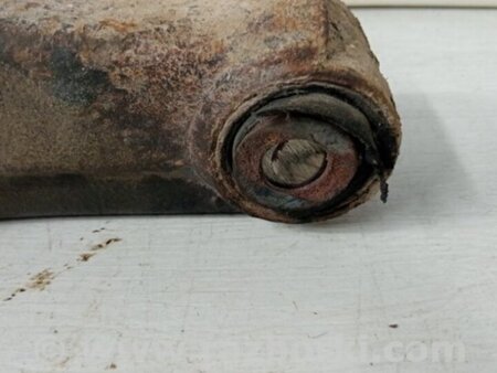 ФОТО Рычаг задней подвески нижний поперечный (под пружину) для Mitsubishi Pajero Wagon 4 Киев