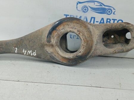 ФОТО Рычаг задней подвески нижний поперечный (под пружину) для Mitsubishi Pajero Wagon 4 Киев