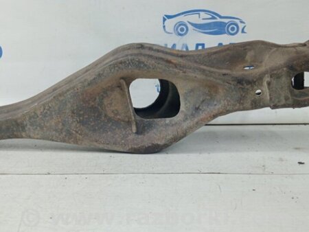 ФОТО Рычаг задней подвески нижний поперечный (под пружину) для Mitsubishi Pajero Wagon 4 Киев