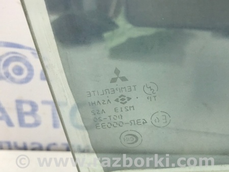 ФОТО Стекло двери заднее правое для Mitsubishi Pajero Wagon 3 Киев
