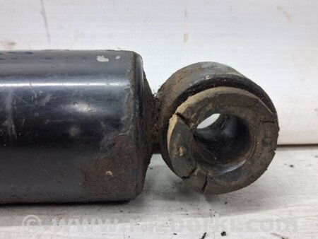 ФОТО Амортизатор задний для Nissan Navara D40 Киев