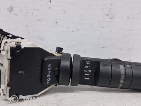 ФОТО Переключатель подрулевой правый(дворники) для Nissan Navara D40 Киев