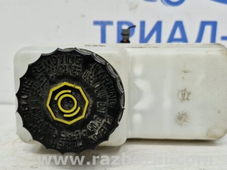 ФОТО Бачок главного тормозного цилиндра для Nissan Pathfinder R51 Киев