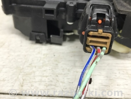 ФОТО Замок двери задний левый для Mitsubishi Outlander XL Киев