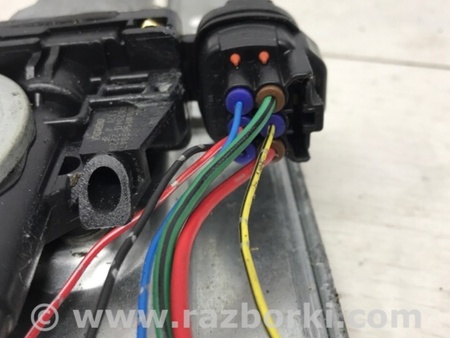 ФОТО Стеклоподъемник передний правый для Mitsubishi Pajero Wagon 3 Киев