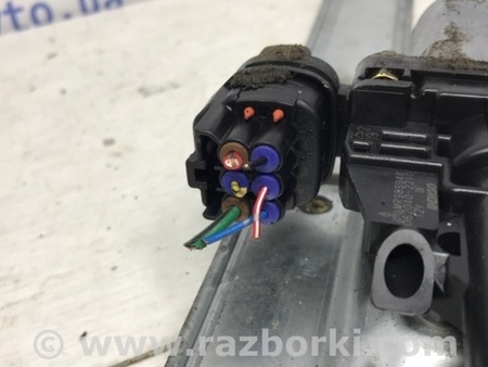 ФОТО Стеклоподъемник задний левый для Mitsubishi Pajero Wagon 3 Киев