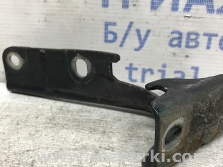 ФОТО Петля капота правая для Mitsubishi Pajero Wagon 4 Киев