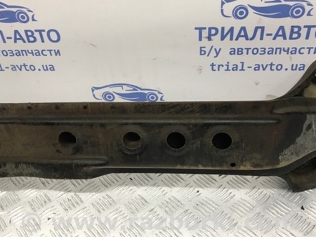 ФОТО Балка передняя поперечная для Mitsubishi Pajero Wagon 3 Киев