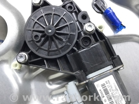 ФОТО Стеклоподъемник задний правый для Hyundai i30 FD Киев