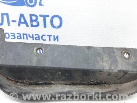 ФОТО Брызговик задний правый для Mitsubishi Pajero Wagon 4 Киев