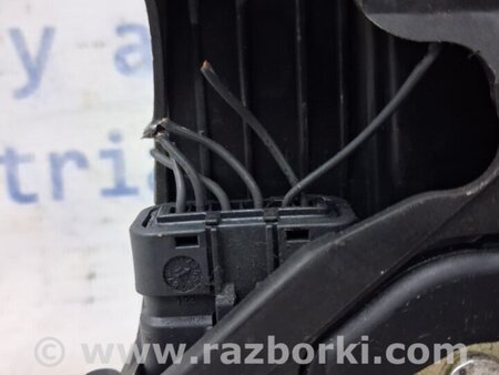 ФОТО Замок двери передний правый для Renault Megane 3 Киев