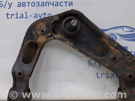 ФОТО Рычаг передний верхний левый для Nissan Navara D40 Киев