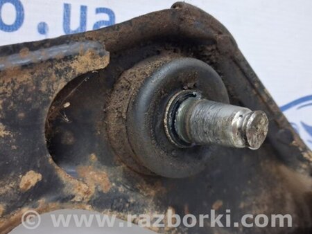 ФОТО Рычаг передний верхний левый для Nissan Navara D40 Киев