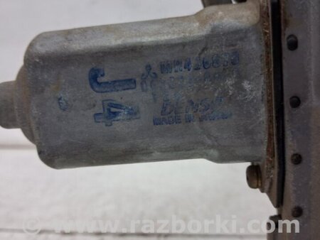 ФОТО Стеклоподъемник задний правый для Mitsubishi Pajero Wagon 3 Киев