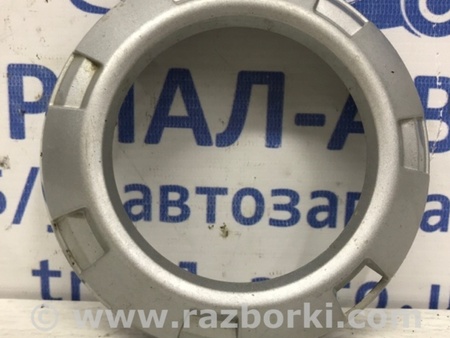 ФОТО Решетка противотуманки левая для Mitsubishi Pajero Wagon 4 Киев