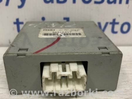 ФОТО Блок управления полным приводом для Mitsubishi Outlander XL Київ