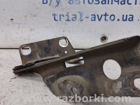 ФОТО Петля капота левая для Nissan Navara D40 Киев