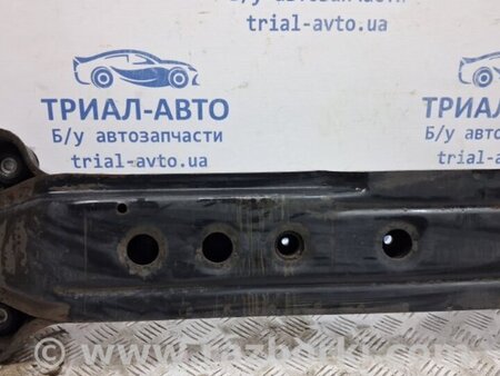 ФОТО Балка передняя поперечная для Mitsubishi Pajero Wagon 3 Киев