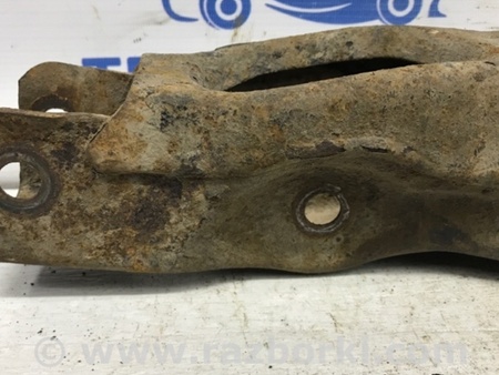 ФОТО Рычаг задней подвески нижний поперечный (под пружину) для Mitsubishi Pajero Wagon 3 Киев