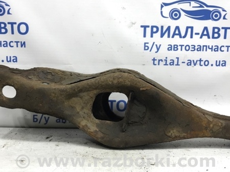ФОТО Рычаг задней подвески нижний поперечный (под пружину) для Mitsubishi Pajero Wagon 3 Киев