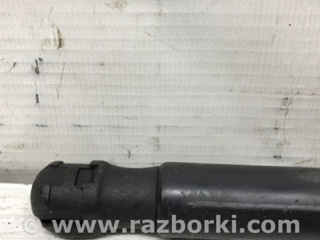 ФОТО Амортизатор капота для Mitsubishi Outlander XL Київ