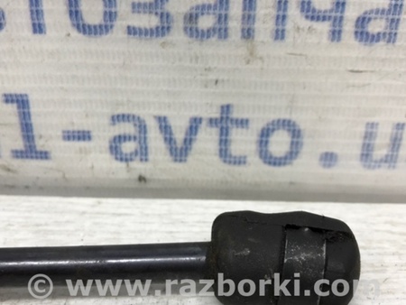 ФОТО Амортизатор капота для Mitsubishi Outlander XL Київ