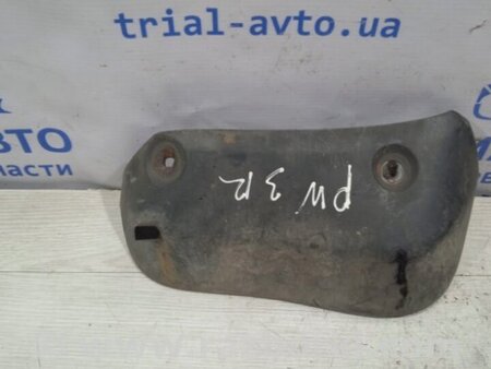 ФОТО Брызговик задний правый для Mitsubishi Pajero Wagon 4 Киев