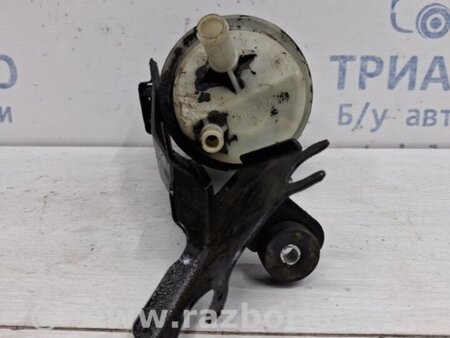 ФОТО Бачок ГУР для Nissan Navara D40 Киев