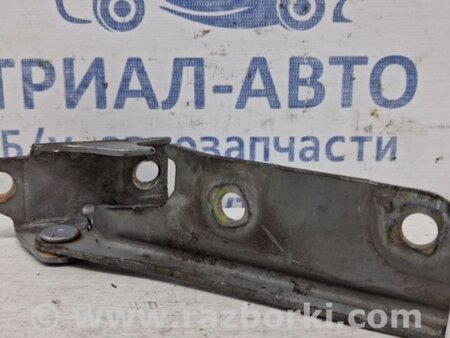 ФОТО Петля капота правая для Mitsubishi Pajero Wagon 3 Киев