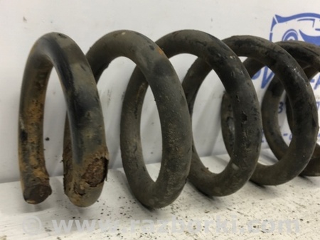 ФОТО Пружина передняя для Mitsubishi Pajero Wagon 4 Киев