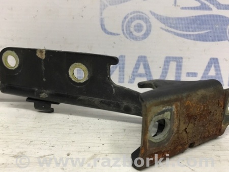 ФОТО Петля капота правая для Mitsubishi Pajero Wagon 3 Киев