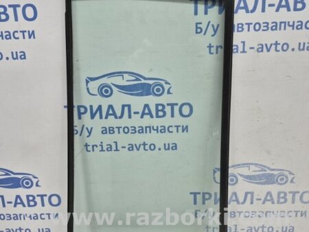ФОТО Стекло двери задней правой (форточка) для Mitsubishi Pajero Wagon 4 Киев